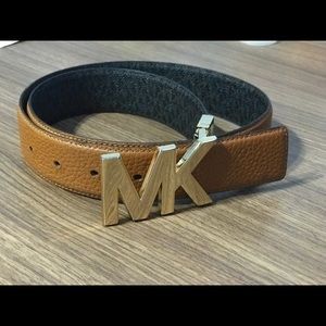 Michael Kors belt (reversible)